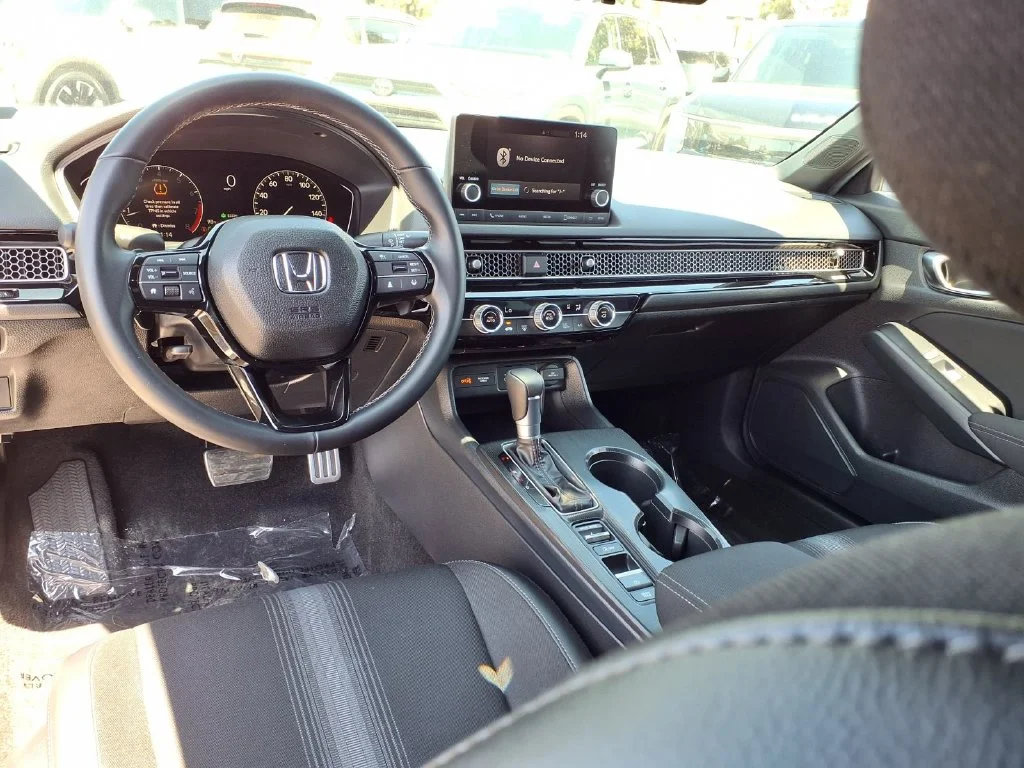 Used 2025 Silver Honda Sport image 12
