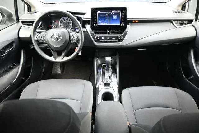 Used 2022 Silver Toyota LE image 10