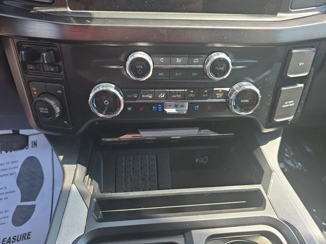 Used 2023 Red Ford Lariat image 25