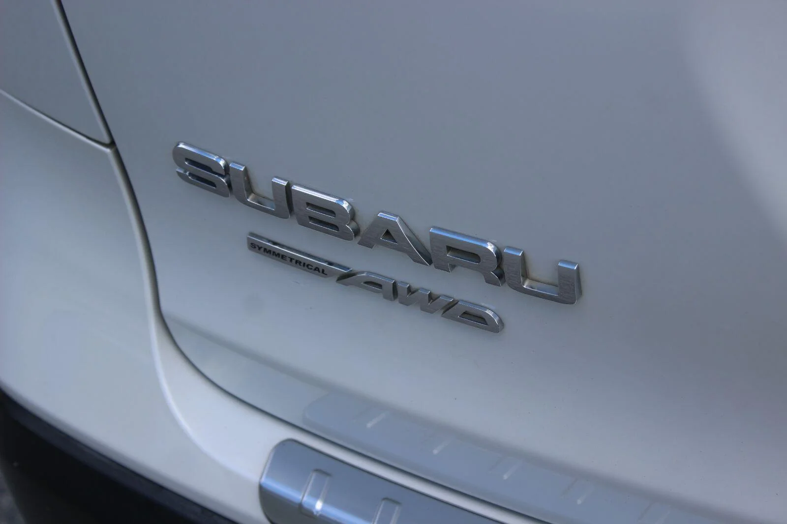 Used 2021 White Subaru Limited image 12