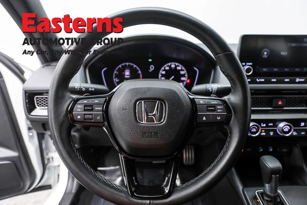 Used 2025 White Honda Sport image 10