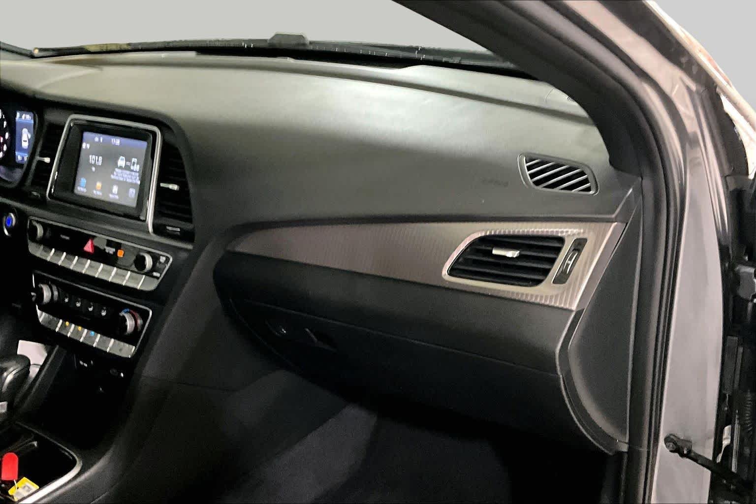 Used 2018 Machine Gray Hyundai Sport image 19