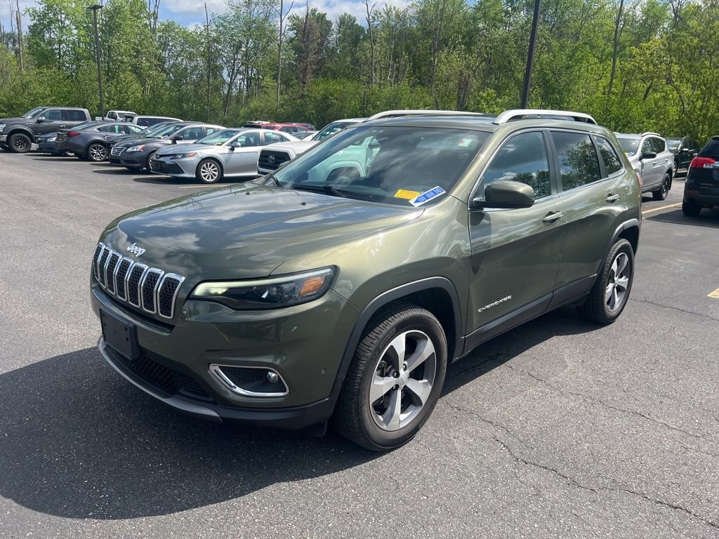 Used 2021 Green Jeep Limited image 3