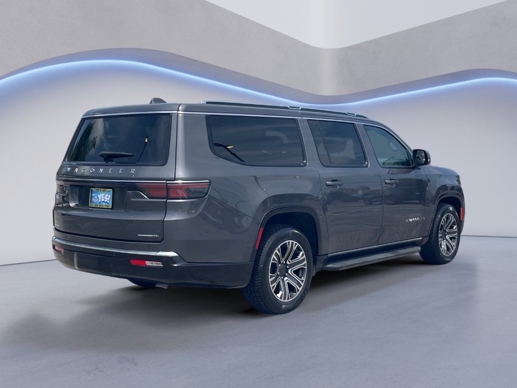 Used 2023 Baltic Gray Metallic Clearcoat Jeep Series II image 19