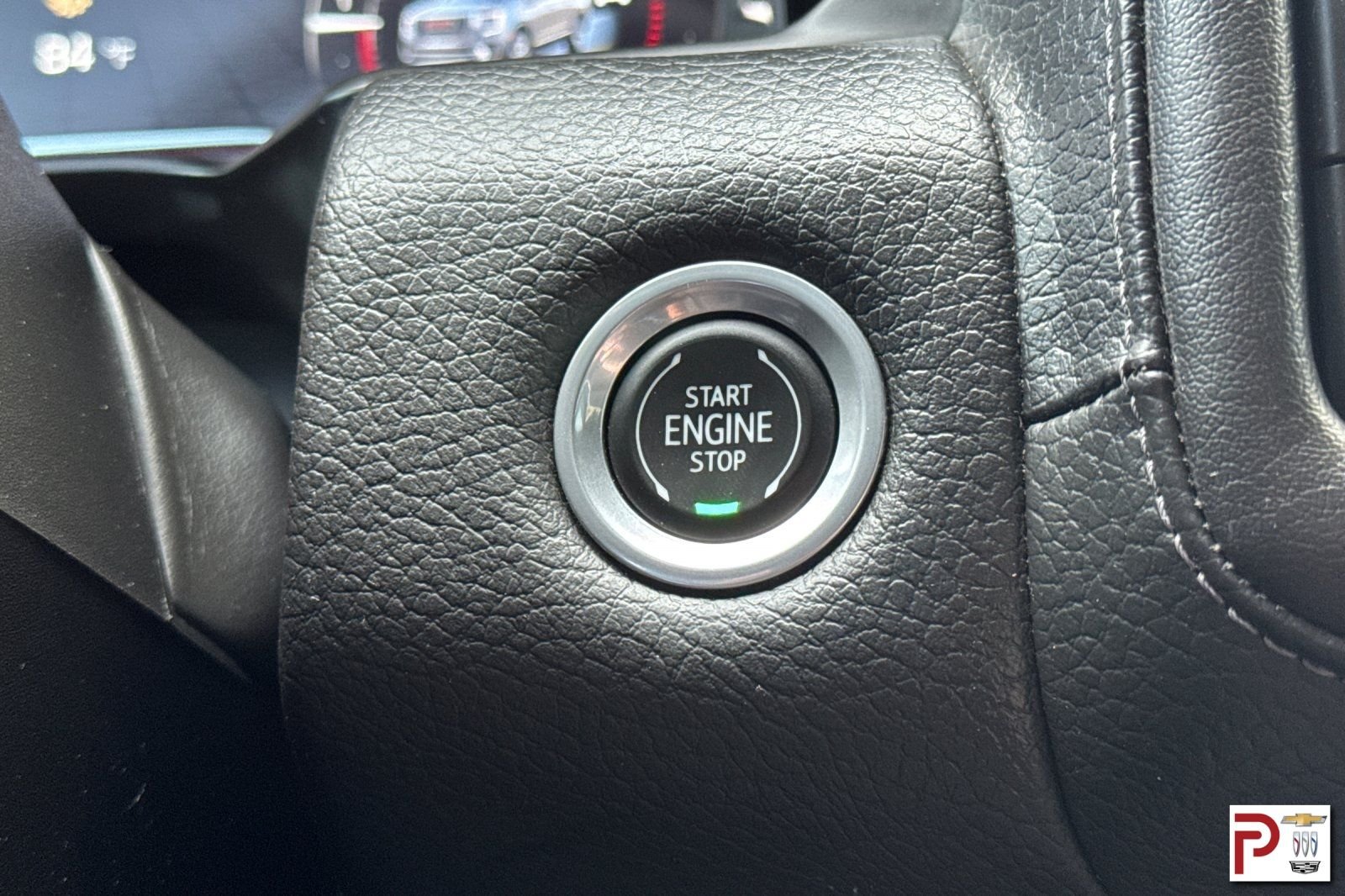 Used 2023 White GMC Denali image 27