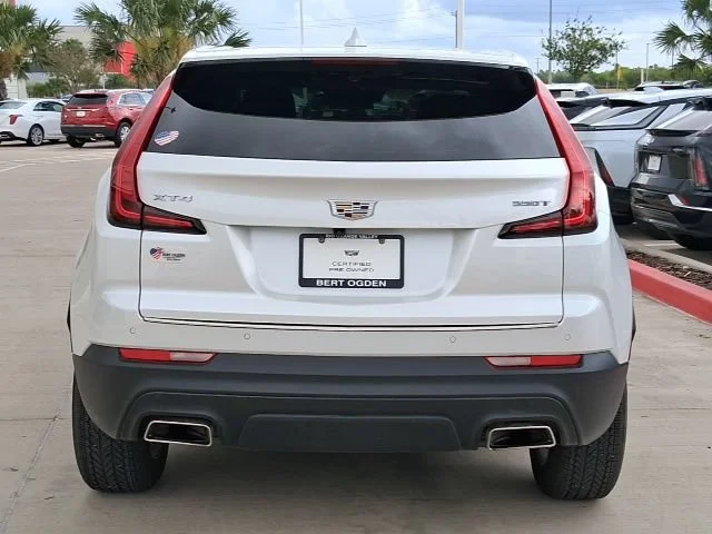 Used 2021 Crystal White Tricoat Cadillac Luxury image 5