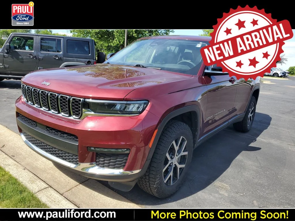 Certified Used 2023 Velvet Red Pearlcoat Jeep Limited image 2