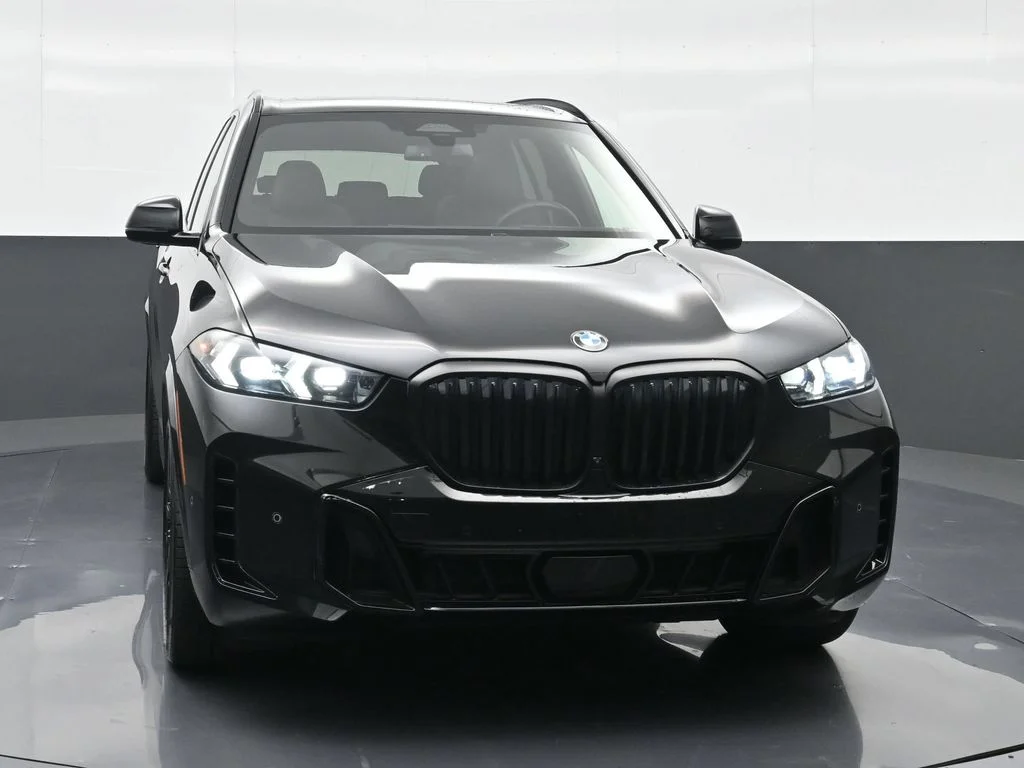 Used 2024 Black BMW xDrive40i image 14