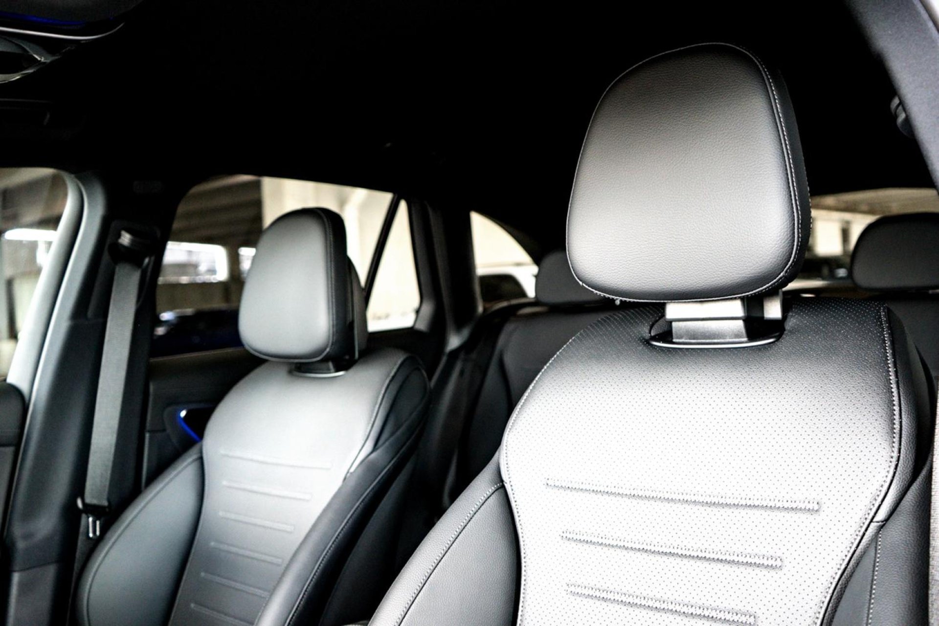 2025 Mercedes-Benz GLC Base - Photo 38