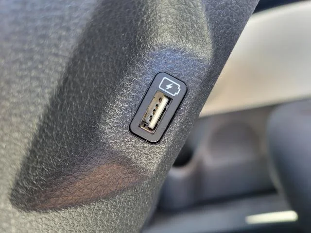 Used 2022  Kia LX image 16