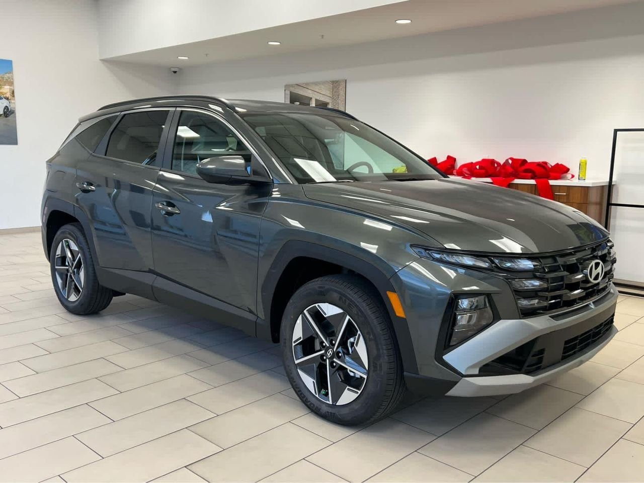 New 2026 Amazon Gray Hyundai SEL image 5