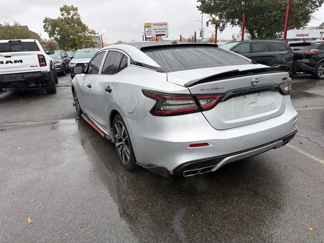 Used 2020 Silver Nissan 3.5 SL image 7