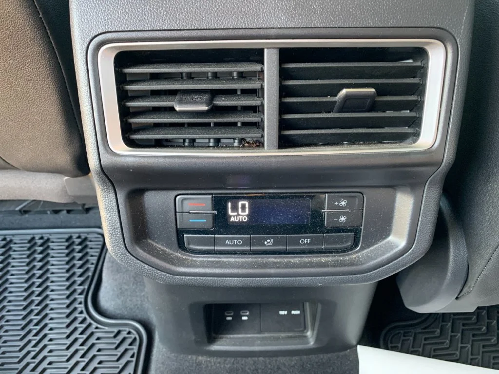 Used 2025  Volkswagen 2.0T Peak Edition image 15