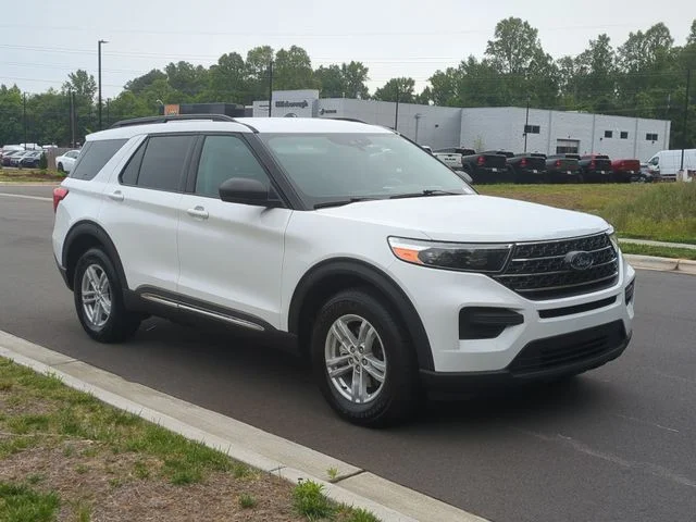 Used 2023 White Ford XLT image 15