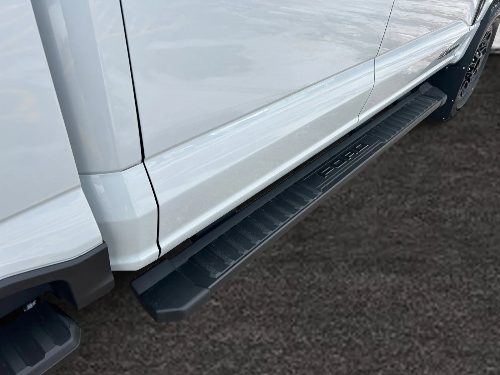 New 2026 Avalanche Ford XLT image 11