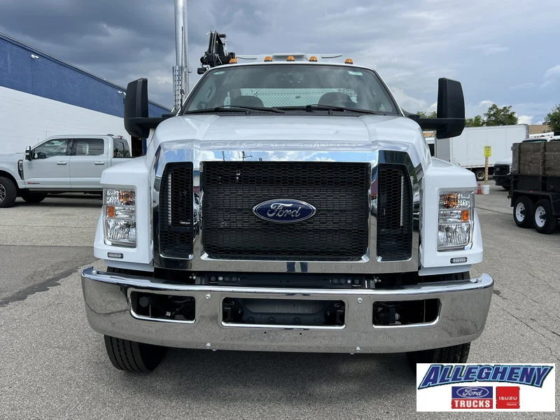 New 2025 Oxford White Ford F-750 SD Diesel Straight Frame image 3