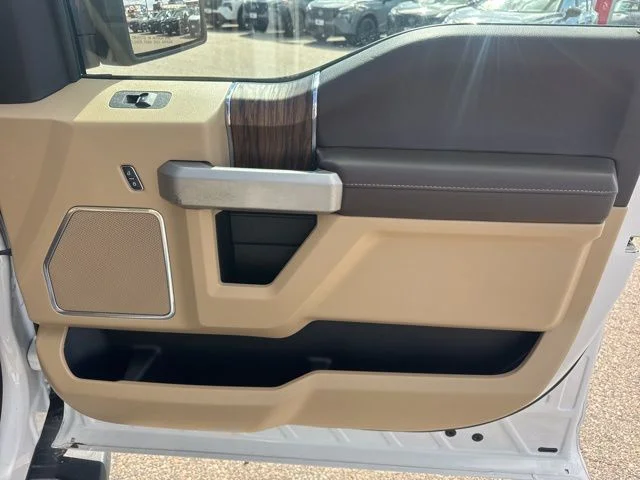 Used 2018 Oxford White Ford Lariat image 30