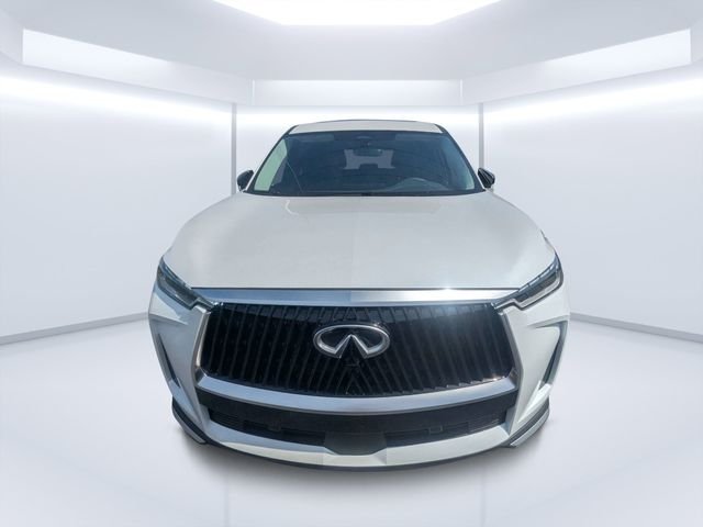 New 2027 RADIANT WHITE INFINITI Pure FWD image 8