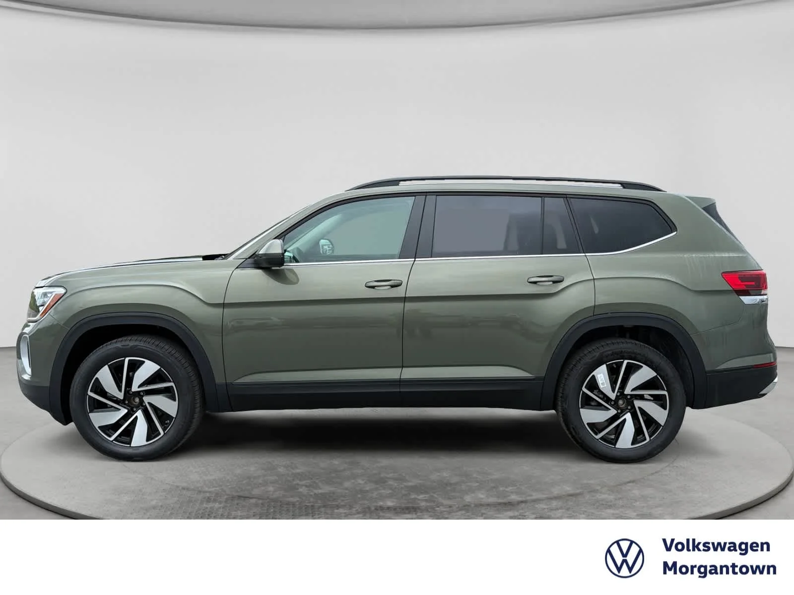 New 2026 Avocado Green Pearl Volkswagen 2.0T SE w/Technology image 8