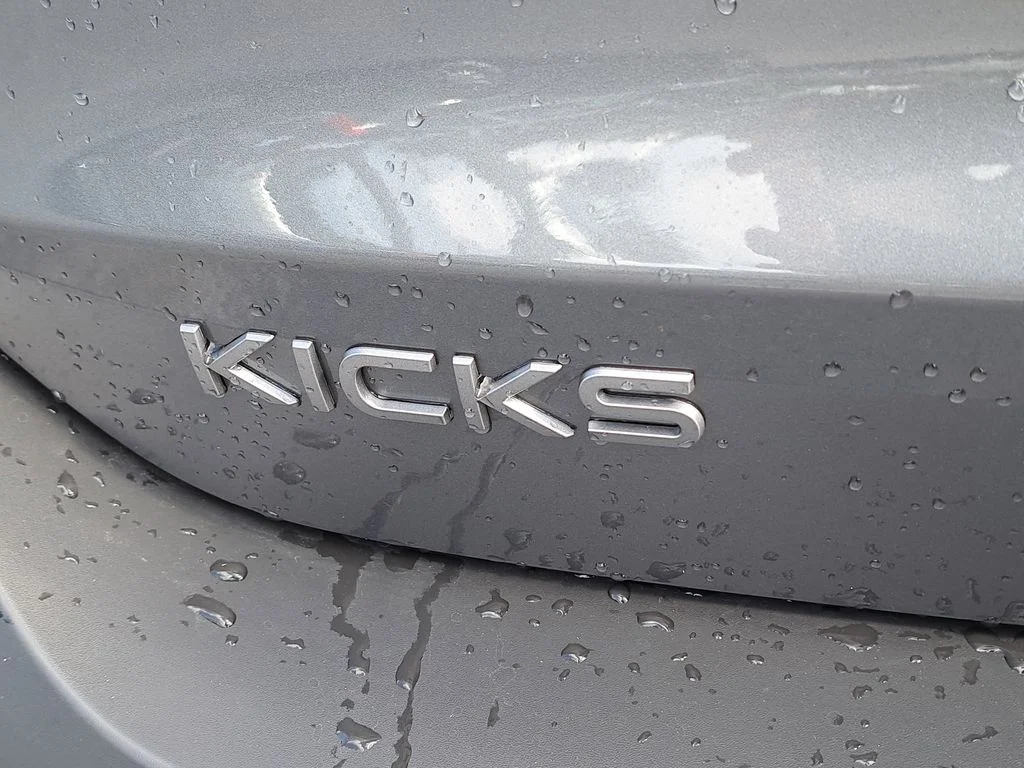 2026 Nissan KICKS SR - Photo 9