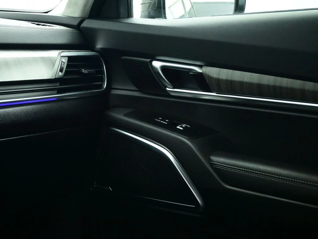 Used 2023 Green Kia SX-Prestige image 53