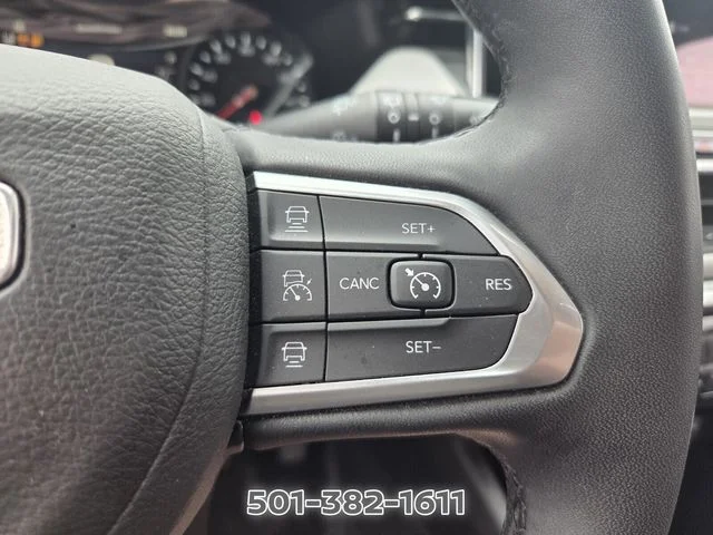 Used 2025 White Jeep Limited image 27