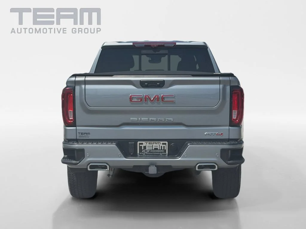 Used 2025 Sterling Metallic GMC AT4 image 6