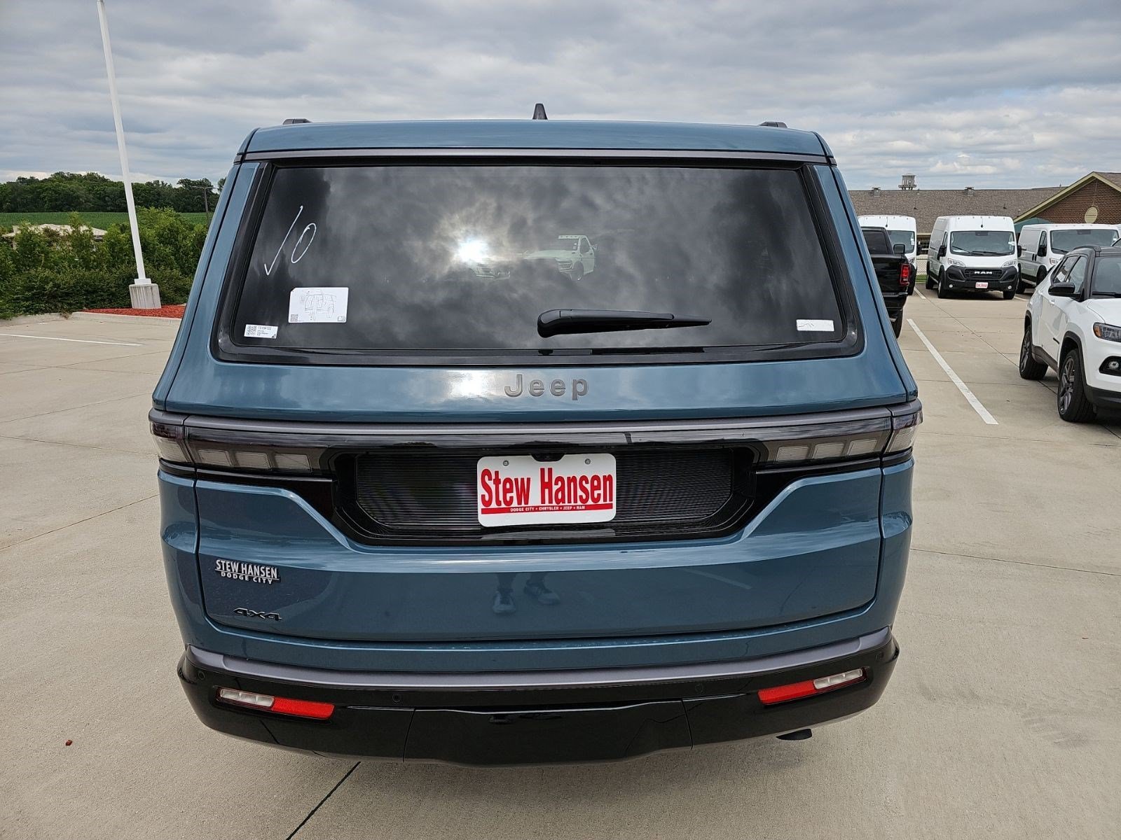 New 2026 Steel Blue Jeep Limited Altitude image 4
