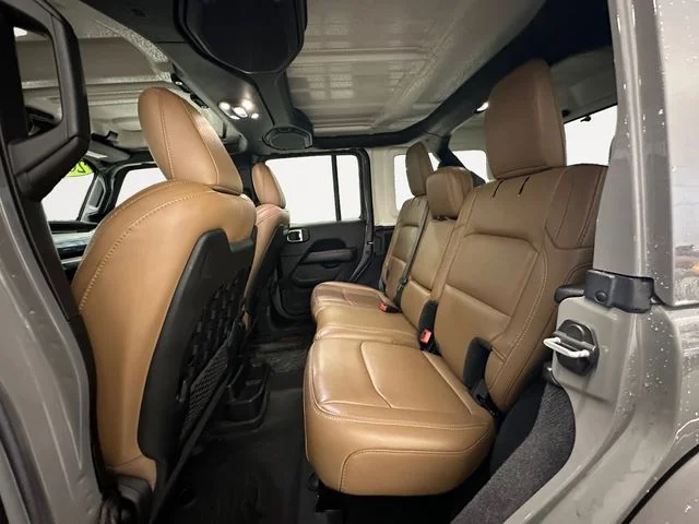 Used 2022 Gray Jeep Unlimited Rubicon 392 image 13