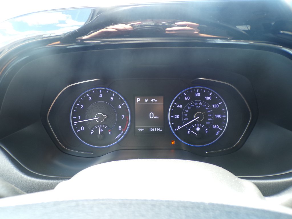 Used 2020 Hyper White Hyundai SEL image 22