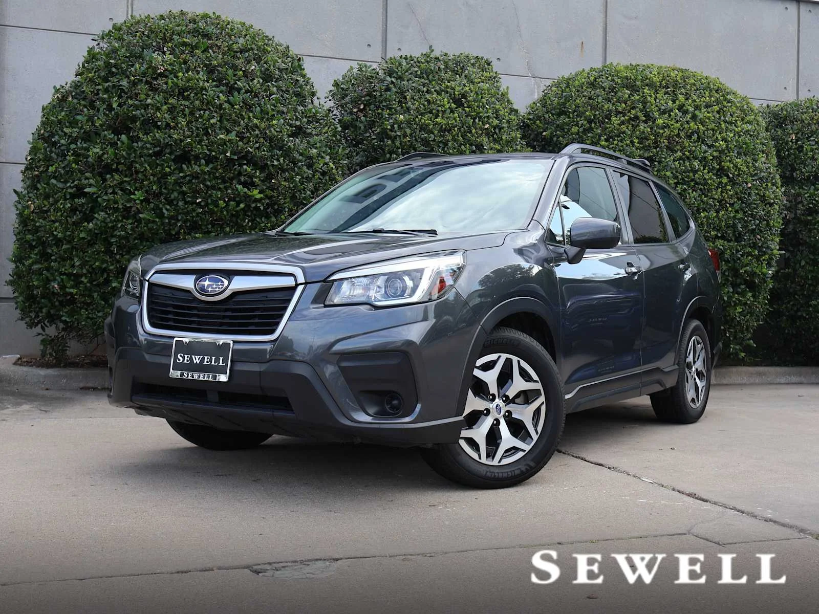 2020 Subaru Forester Premium's photo
