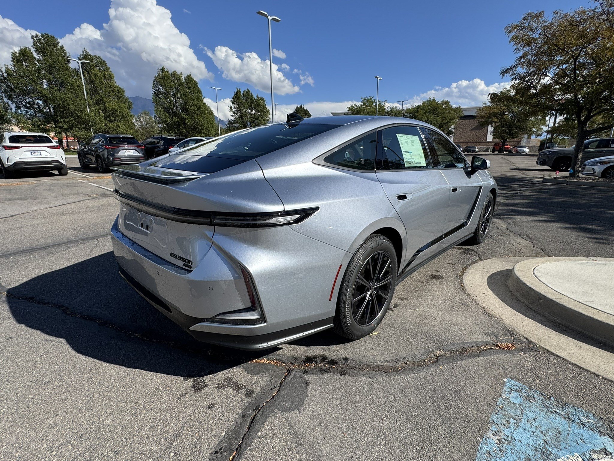 New 2026 Iridium Lexus PREMIUM AWD image 7