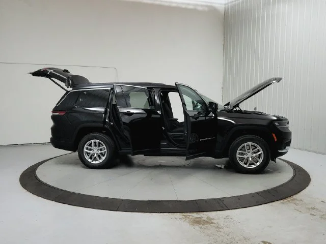 New 2026 Black Jeep Laredo image 17