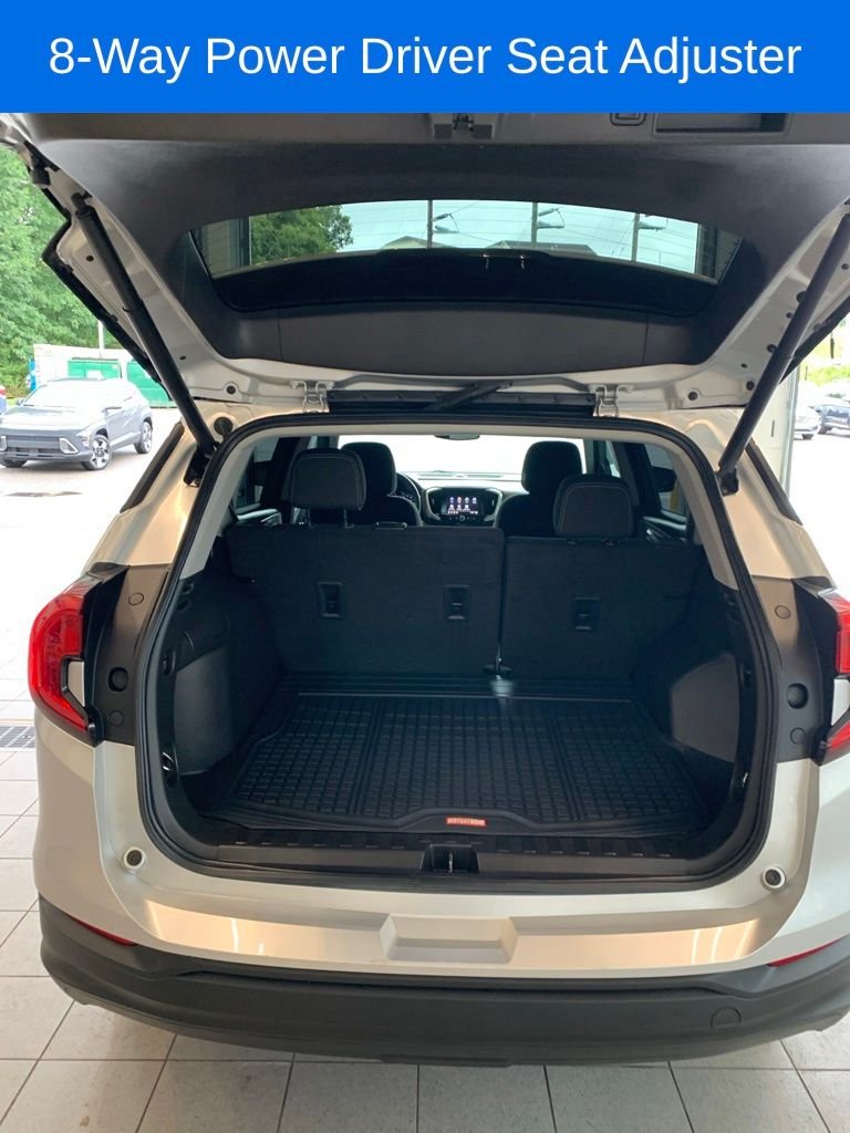 2022 GMC Terrain SLE - Photo 10