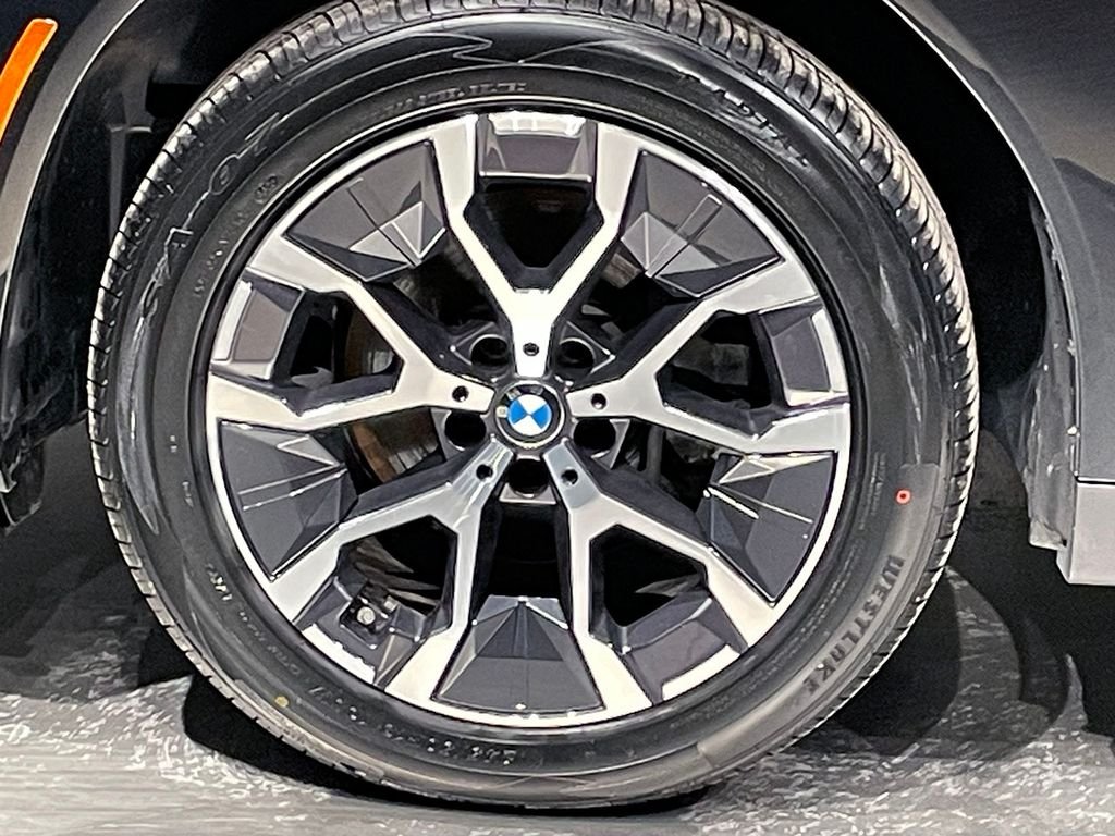 Used 2026 Black BMW 30 xDrive image 34