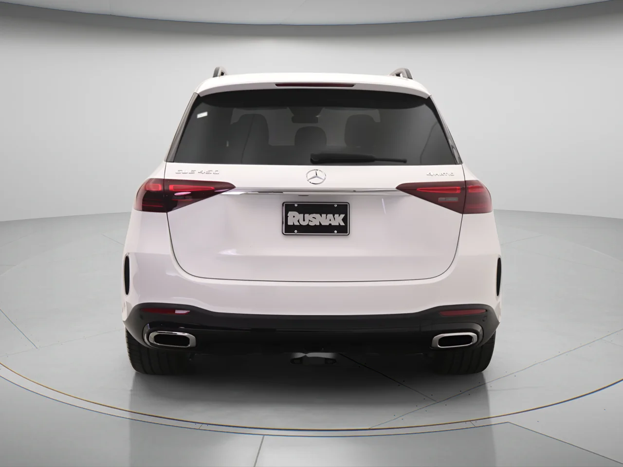 Used 2026 Polar White Mercedes-Benz 450 4MATIC® image 3