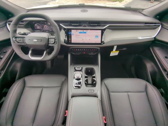 New 2026 Bright White Clear-Coat Exterior Paint Jeep Limited image 17