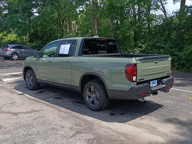 Certified Used 2026 Ash Green Metallic Honda TrailSport image 5