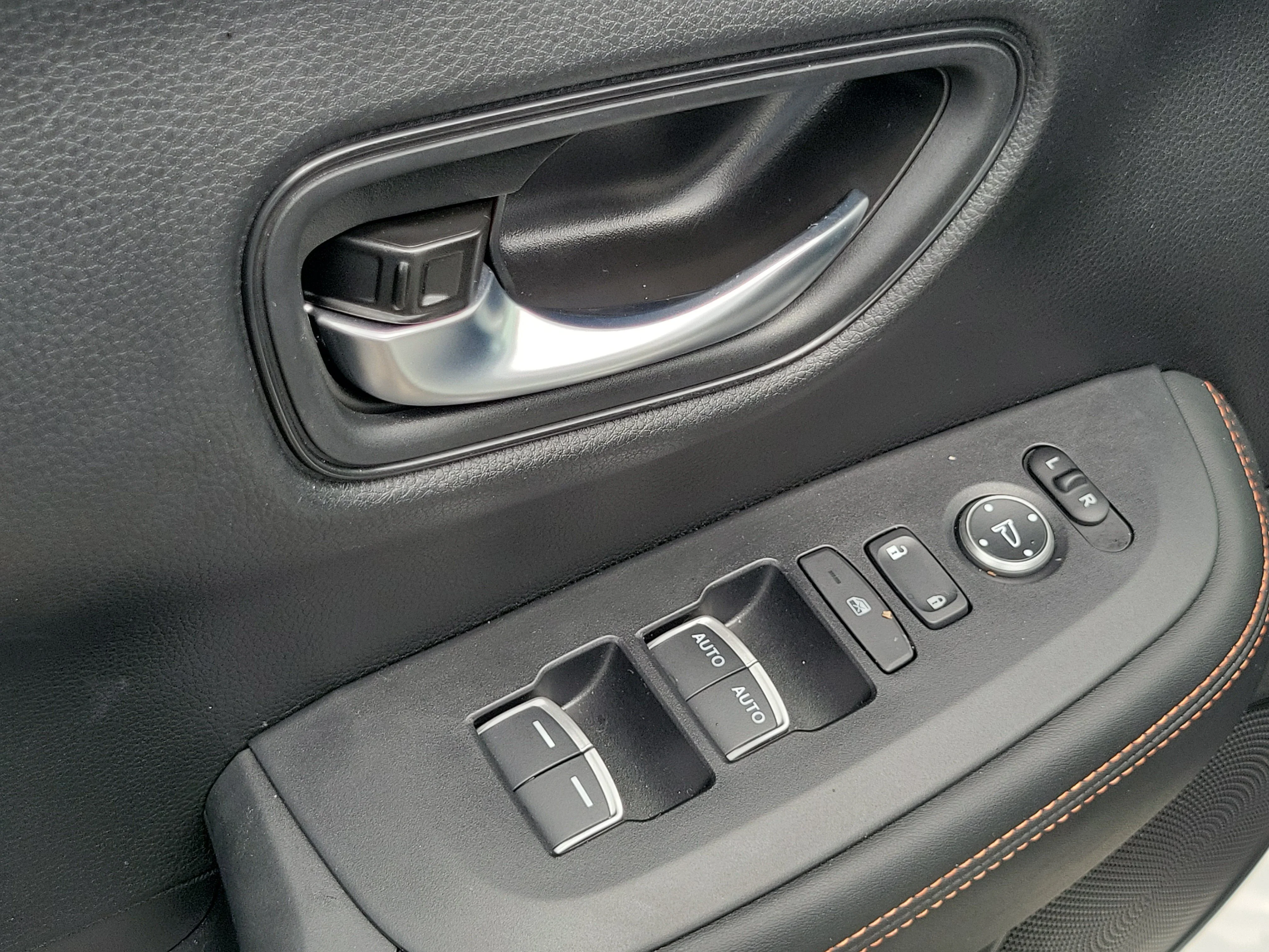 2025 Honda HR-V Sport - Photo 21
