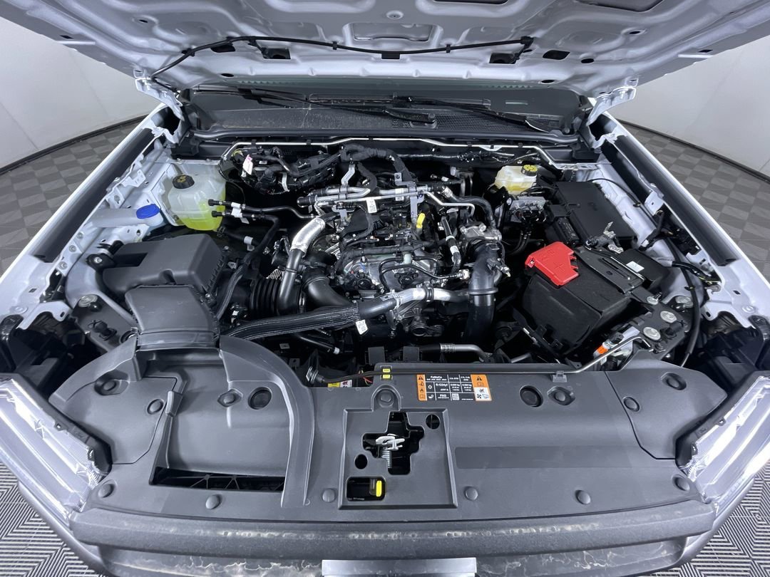 New 2026 Oxford White Ford XL image 28