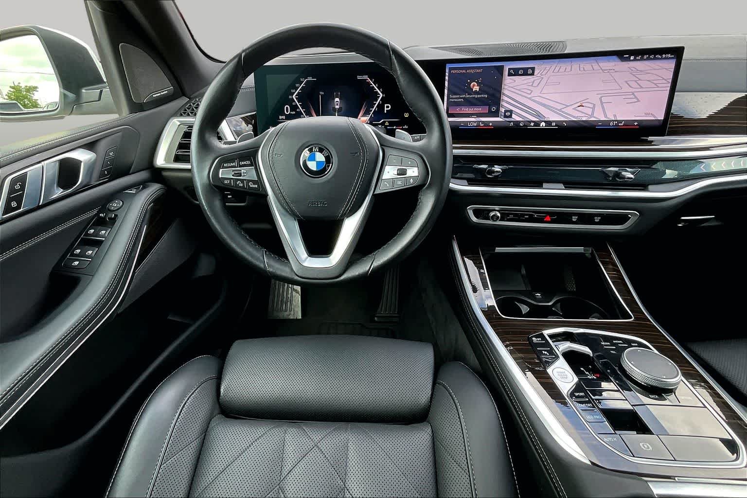 Used 2026 Alpine White BMW sDrive40i image 6