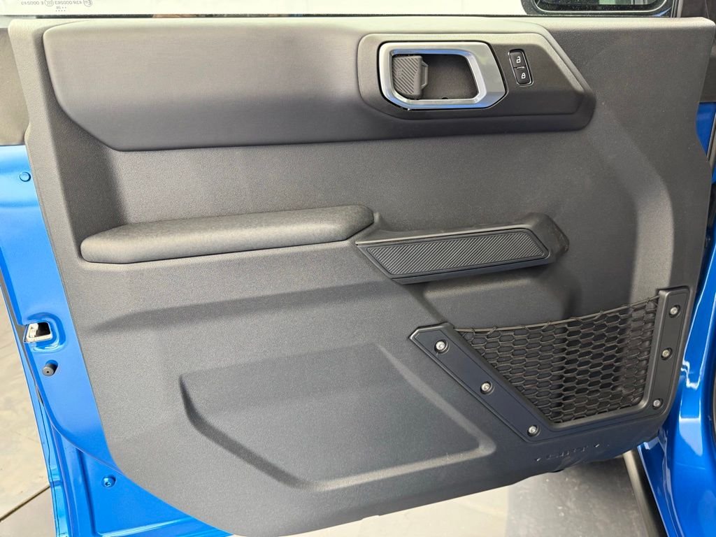 New 2026 Velocity Blue Metallic Ford Badlands® image 39