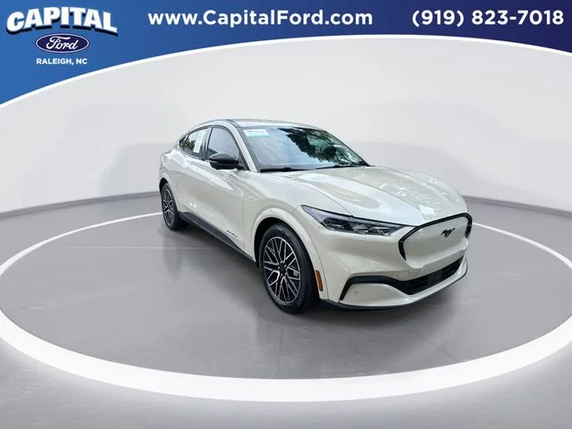 Used 2025 Beige Ford Premium image 2