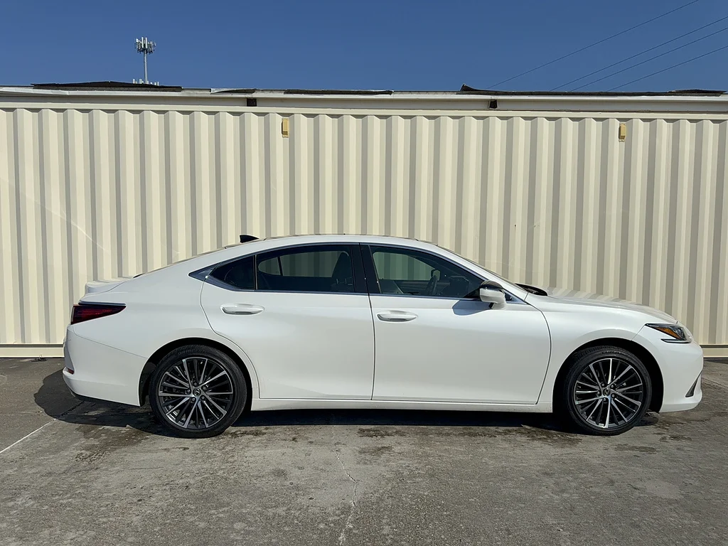 Certified Used 2023 WHITE Lexus Premium image 2