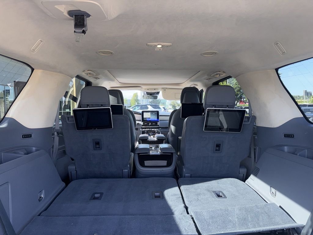 Used 2020 Crystal Blue Lincoln Black Label image 24