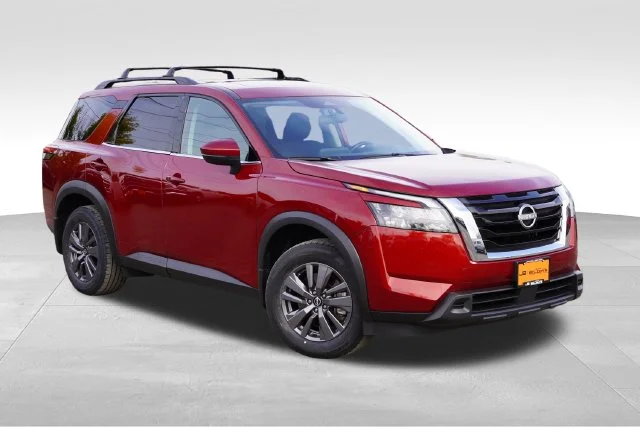 2023 Nissan Pathfinder SV