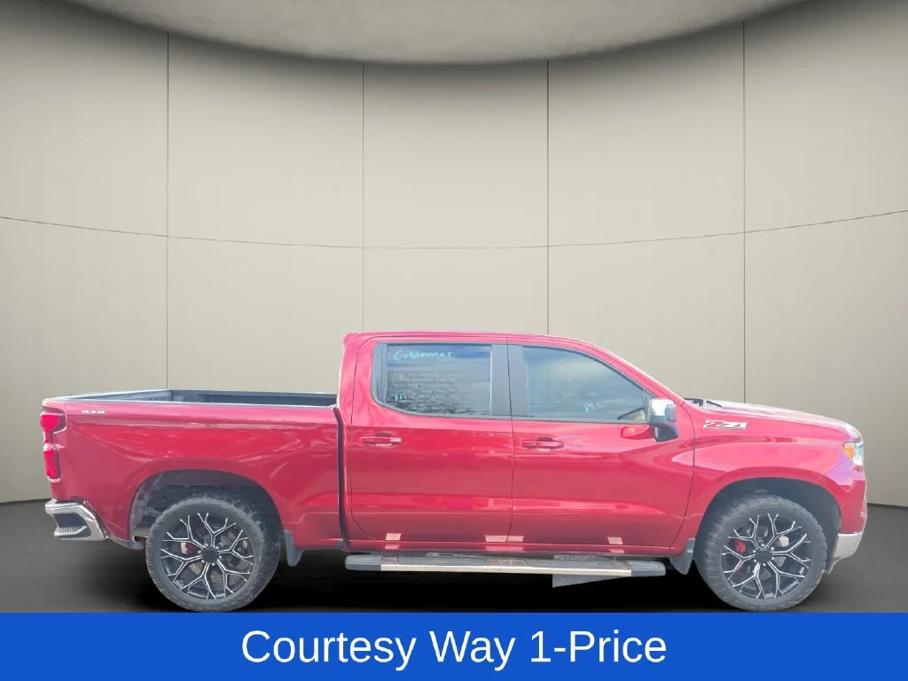Used 2024 Red Chevrolet LT image 11