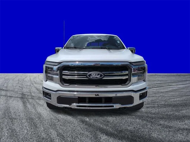 New 2026 Star White Metallic Tri-Coat Ford Lariat® image 9