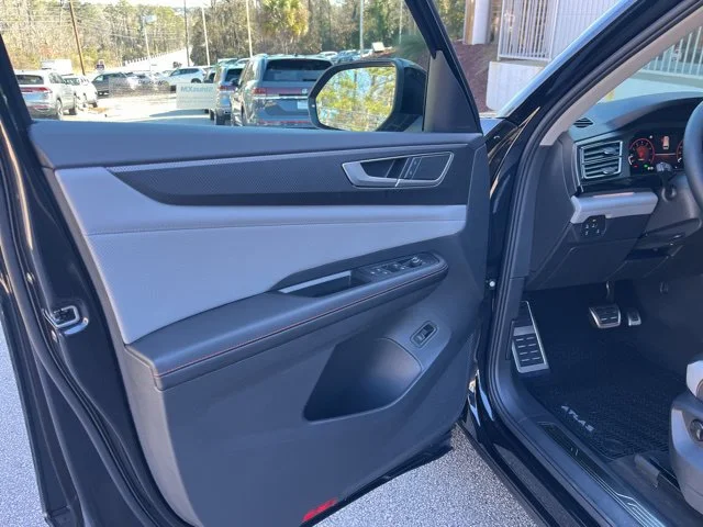 New 2026 Black Volkswagen Peak Edition image 5