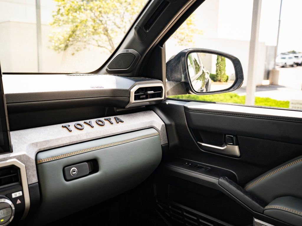 2025 Toyota Tacoma Trailhunter - Photo 32